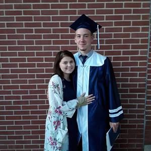 Meet your Posher, Roneede